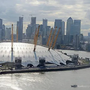 Canary Wharf Апартаменты