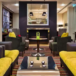 Hampton By Hilton Luton Airport Hotel
